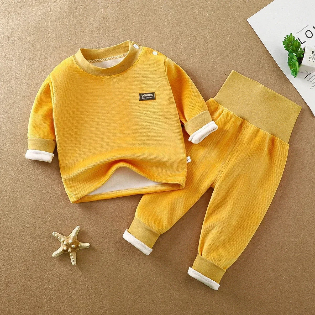 Tiny Toes, Toasty Days – High-Waist Thermal Set for Cold-Weather Baby Care